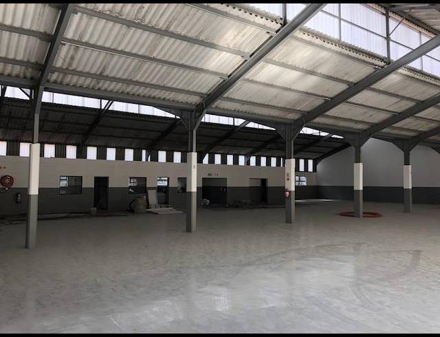 1,225M² FACTORY TO LET IN EPPING INDUSTRIAL